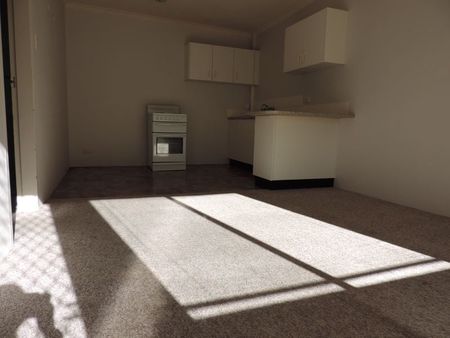 10/38 Isabella Street, Queanbeyan - Photo 4