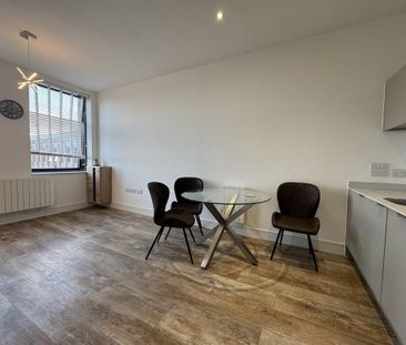 2 bedroom apartment to rent - Photo 6