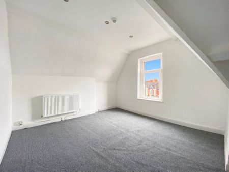 Second Floor Front, Flat 2 85 Angus Street, Cardiff CF24 3LX - Photo 5