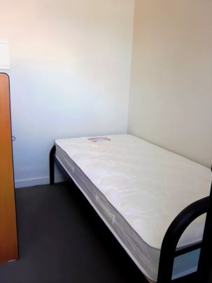 Standard 1 Bedroom - Photo 1