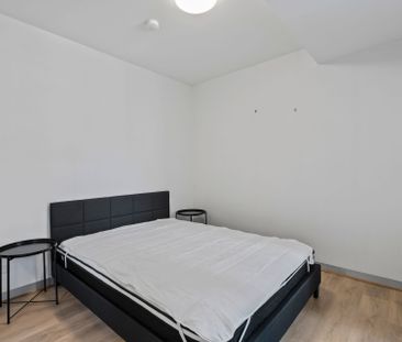 Spacious Southbank Apartment In Perfect Location - Photo 1