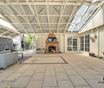 “Modern Family Home in Berwick with 4 Bedrooms” - Photo 3