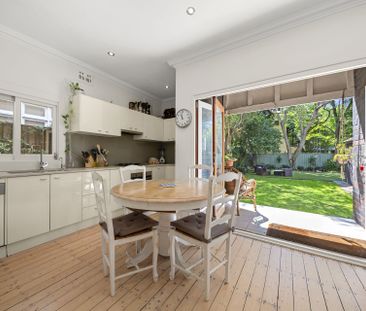 1/11 Balfour Road, - Photo 1