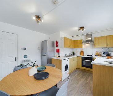 Room in a Shared House, Ruskin Avenue, M14 - Photo 2