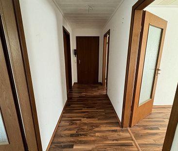 Gut geschnittene 3,5 Raum Wohnung auf der Warbruckstraße - Photo 1