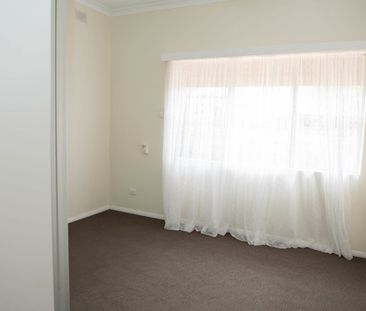 GREAT OPPORTUNITY IN GREAT LOCATION! - Photo 2