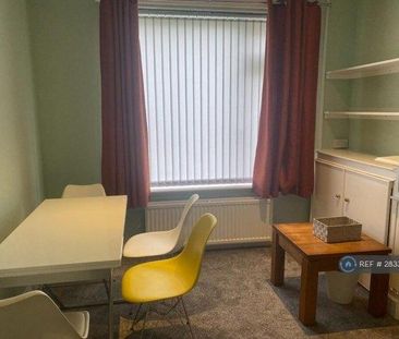 4 bedroom house share to rent - Photo 1