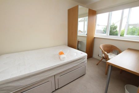 5 bedroom terraced house to rent - Photo 5