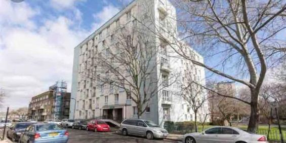 3 bedroom flat to rent - Photo 3