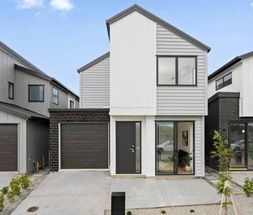 MODERN SILVERDALE HOME - Photo 5