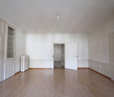 Appartement de 4 pièces situé proche des commerces et des écoles - Photo 3