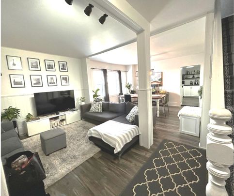 For Lease - 111 Russell Street, Arnprior, Ontario - Photo 1