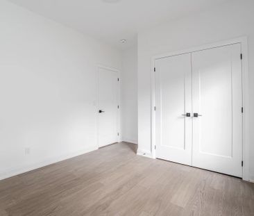 For Lease - 8 Santa Barbra Lane, Halton Hills, Ontario - Photo 3