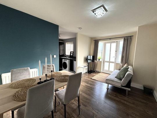 3 bedroom apartment to rent - Photo 1