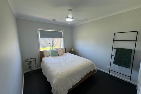 4 BEDROOM HOME IN SANCTUARY PARK! - Photo 5