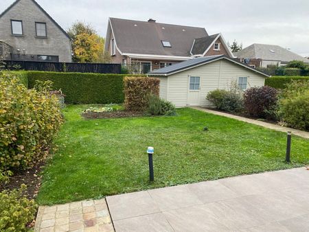 Recent (2013) ruim gelijkvloers appartement met tuin en terras, ideaal gelegen in een rustige straat vlakbij het centrum van Kortenberg. - Photo 2