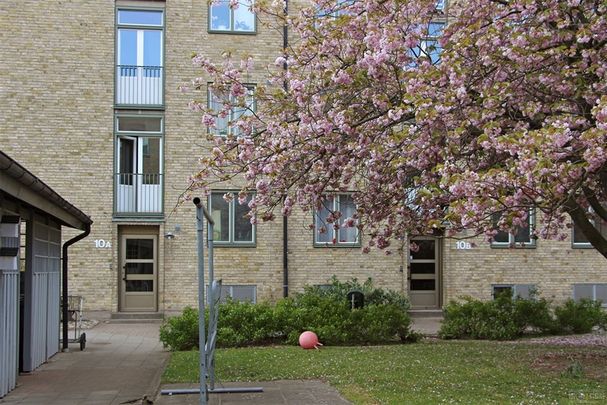 Smedjekullsgatan 10 B - Foto 1