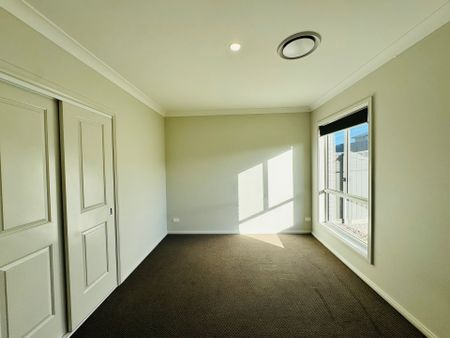 Large Family Home - Watagan Park - Photo 4