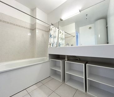 Location Appartement 3 pièces 62m² - Photo 5