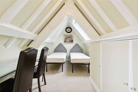 Wilton Place, London, SW1X - Photo 5