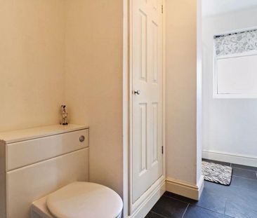 Studio to rent - Photo 6