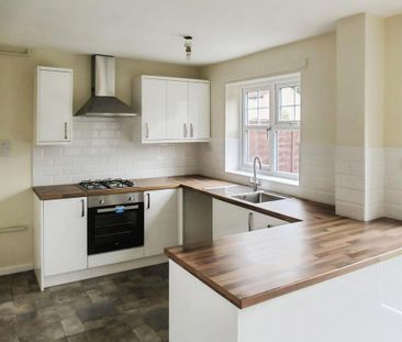 2 bedroom terraced house to rent - Photo 1