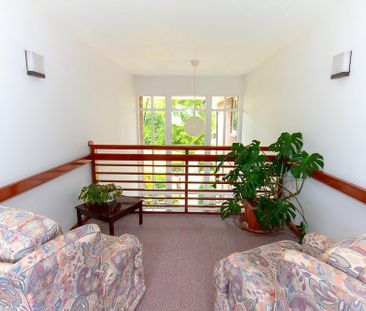 1 bedroom retirement property to rent - Photo 4