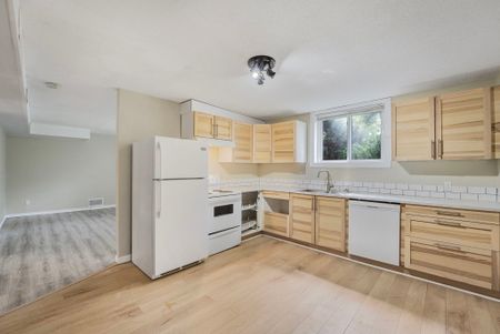 For Lease - 66 Vents Beach Road Unit# Lower, Tay, Ontario - Photo 4