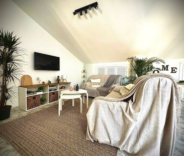 Alquiler de ático en Calle Antonio Machado - Photo 2