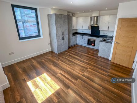 1 bedroom flat to rent - Photo 3