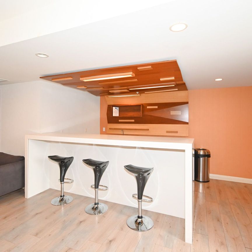 For Lease - 15 James Finlay Way Unit# 733, Toronto, Ontario - Photo 1