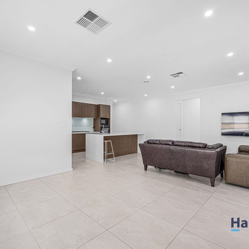 Beautiful Family Home in Prime Location - Photo 1