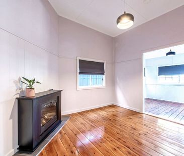 Charming 3-Bedroom Home in Prime South Dubbo Location - Photo 3