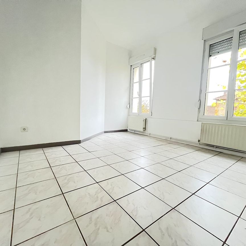 Location Appartement 3 pièces 77m² LONGWY 54400 - Photo 1