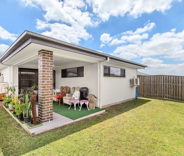 Modern Family Home! - Photo 2