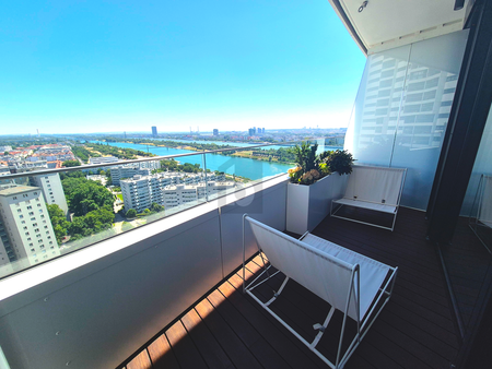 LUXUS TRIFFT LIFESTYLE - SKYLINE & DONAUBLICK INKLUSIVE - Foto 2