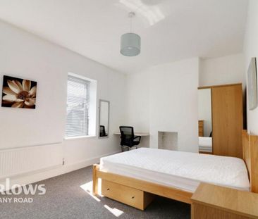 4 bedroom terraced house to rent - Photo 3