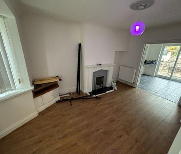 3 bedroom terraced house to rent - Photo 4