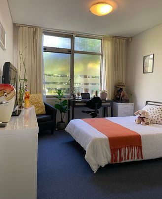Pyrmont - Photo 1