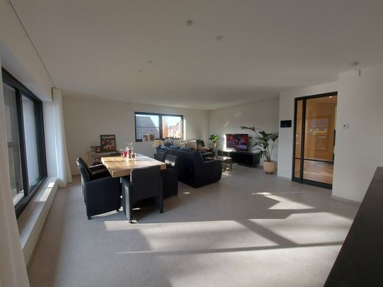 LUXE APPARTEMENT / ENERGIEZUINIG / TERRAS / PARKING MET LAADPAAL - Foto 1