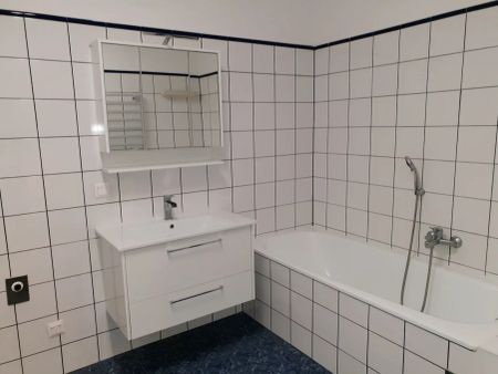 — Zwei Zimmerwohnung mit Balkon zu vermieten! - Photo 2