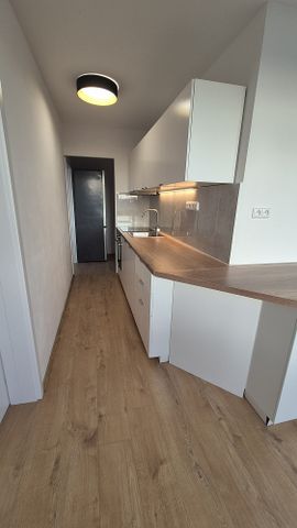 Pronájem bytu 3+1 74 m² - Фото 4