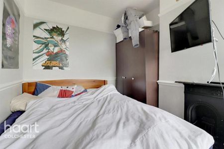 3 bedroom terraced house to rent - Photo 3