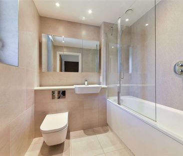 Savills is pleased to offer this stylish studio apartment on the 1s... - Photo 5
