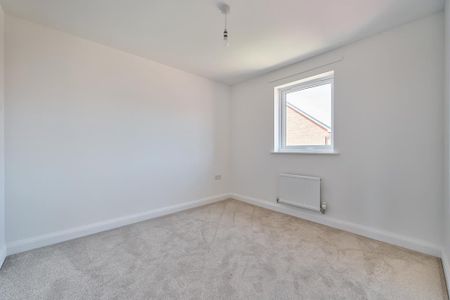 4 bedroom detached house to rent - Photo 5