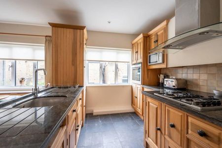 2 bedroom semi-detached house to rent - Photo 5