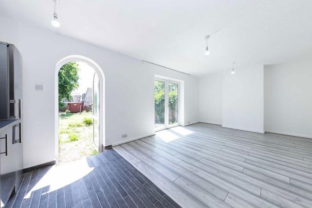 3 bedroom house to rent - Photo 1