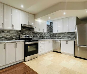 For Lease - 110A Bond Crescent Unit# Lower, Richmond Hill, Ontario - Photo 4