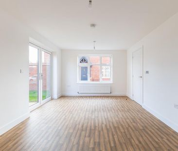 3 bedroom terraced house to rent - Photo 1