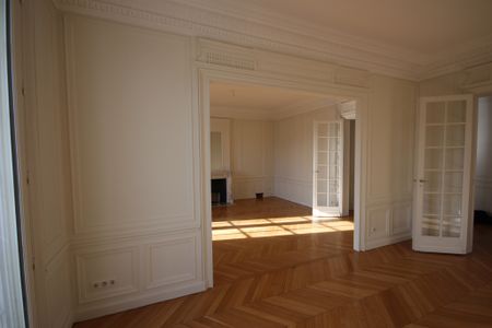 Appartement de réception, 7 Pièces (4 chambres), métro Ternes - Photo 5